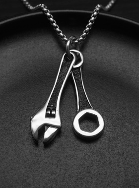 个性铸造扳手吊坠饰品项链钢男女