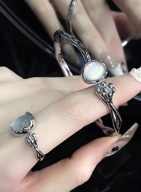 花蕾月光石开口手镯ins冷淡风个性感小众设计法式开口手环女