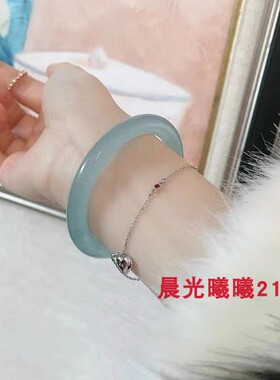 翡翠色蓝水手镯女款冰种