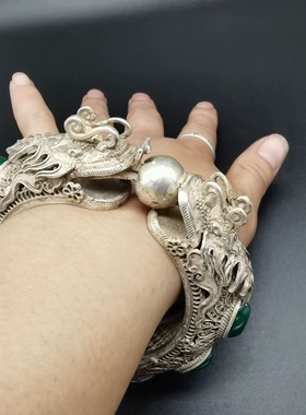 老货藏银男士霸气手镯,非常难得,高端大气上档次!器型厚