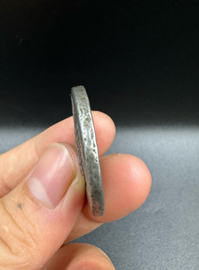 藏式云铁黄财神牌挂件吊坠西藏特色随身迷你椭圆佛像配饰牌子吊坠