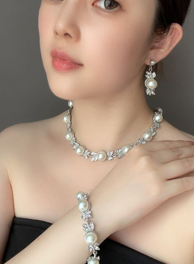 大方简约妇珍珠项链耳环手链