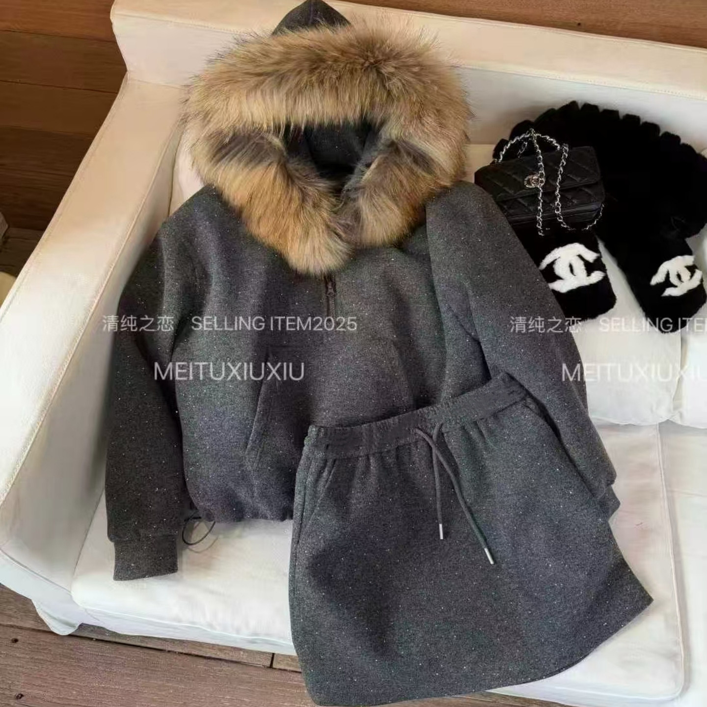 复古圣诞风烫钻宽松大毛领连帽夹棉卫衣+半身裙时髦毛呢两件套女,淘宝优惠券,粉丝福利购,淘宝优惠卷