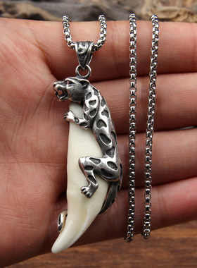 盈月925银镶嵌男士个性狼牙项链