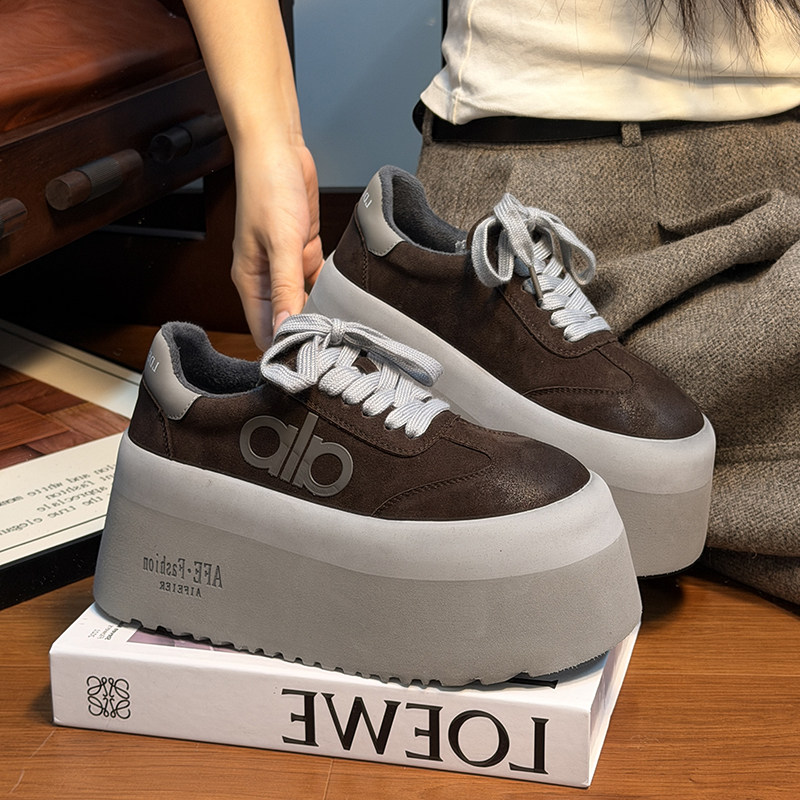 复古真皮做旧松糕厚底德训鞋女加绒面包鞋百搭小个子增高休闲板鞋,淘宝优惠券,粉丝福利购,淘宝优惠卷