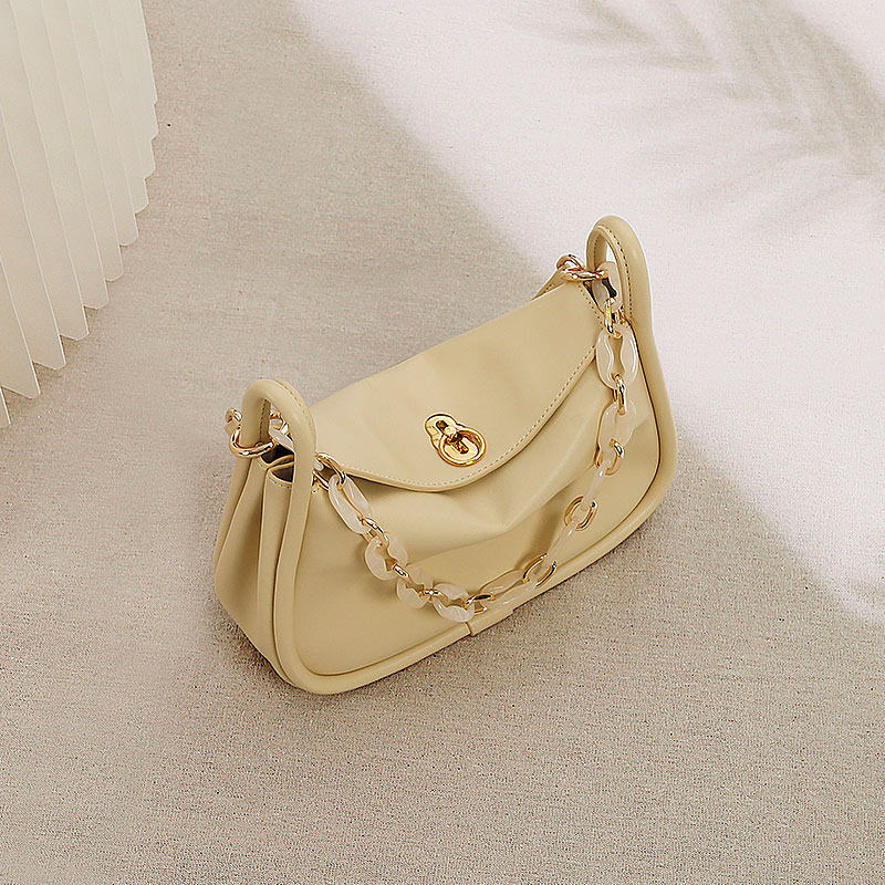 toutou2023夏季新款奶黄色感斜挎包 toutou女士包袋