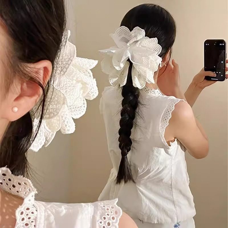 超仙白色蕾丝珍珠花朵抓夹女氛围感低马尾鲨鱼夹后脑勺麻花辫发夹,淘宝优惠券,粉丝福利购,淘宝优惠卷
