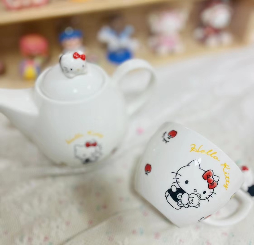 日单三丽家凯蒂猫HelloKitty卡通可爱立体公仔陶瓷茶壶水杯茶杯 - 图2