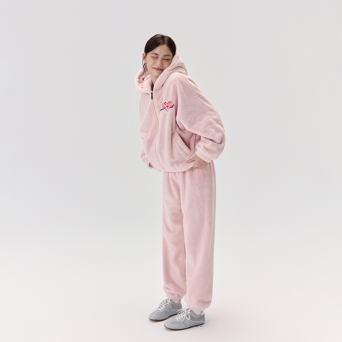 亲嘴猫【粉红豹】暖暖绒可外穿连帽长袖休闲睡衣家居服套装女秋冬 - 图3