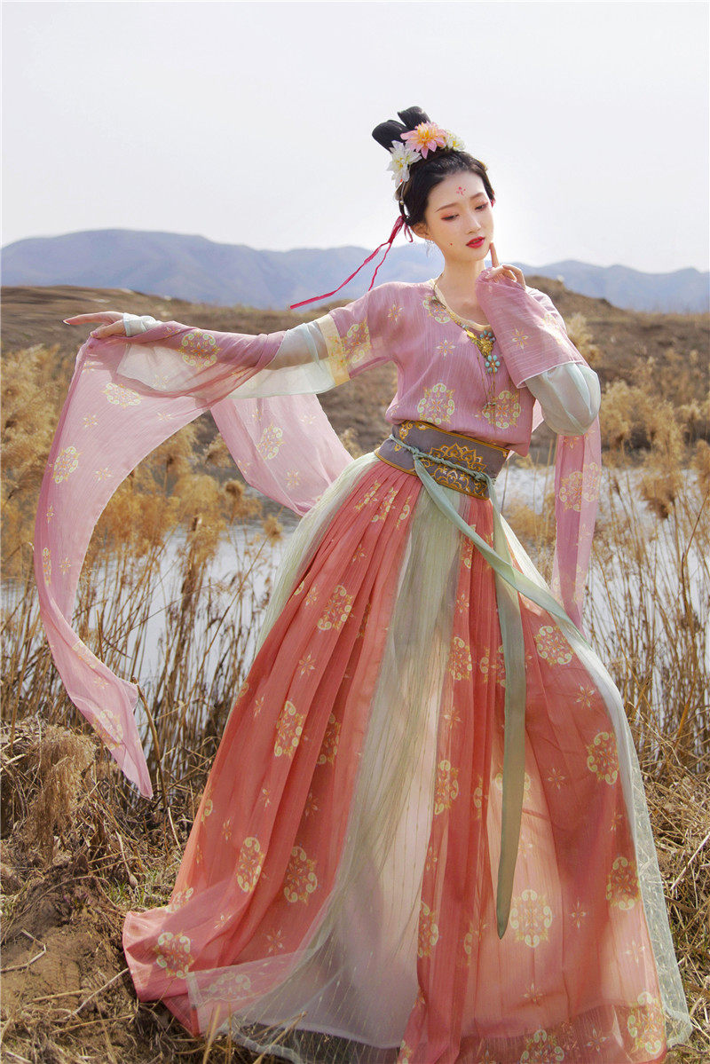 陛下兰他惜原创日常新款琵琶行汉服 陛下兰他惜汉服