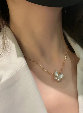 钛钢 白色蝴蝶项链女轻奢高级感锁骨链不褪色时尚饰品