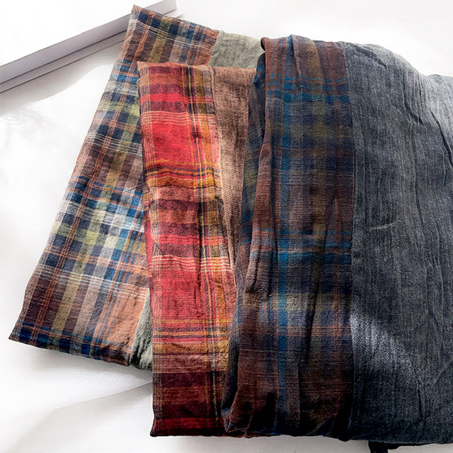 Autumn and winter patchwork plaid Japanese retro men's scarf