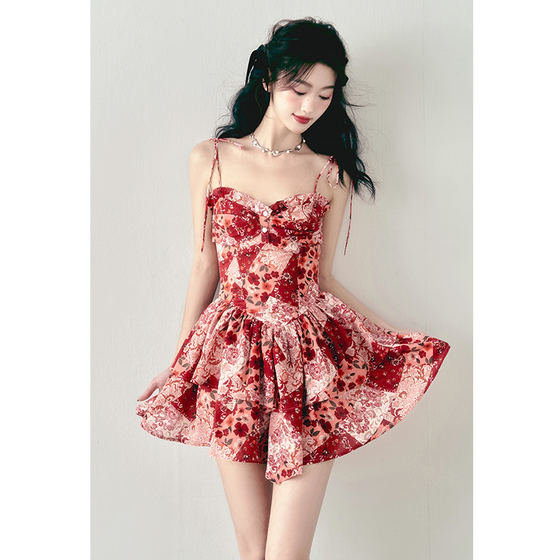 1P STUDIO原创设计 复古红色碎花吊带裙秋冬高级感双层下摆连衣裙