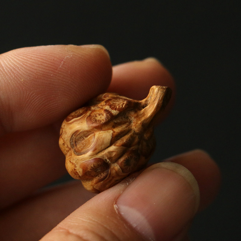 精品名家刘卫强纯手工雕刻迷你小南瓜小吊坠竹雕竹制挂件小配饰,淘宝优惠券,粉丝福利购,淘宝优惠卷