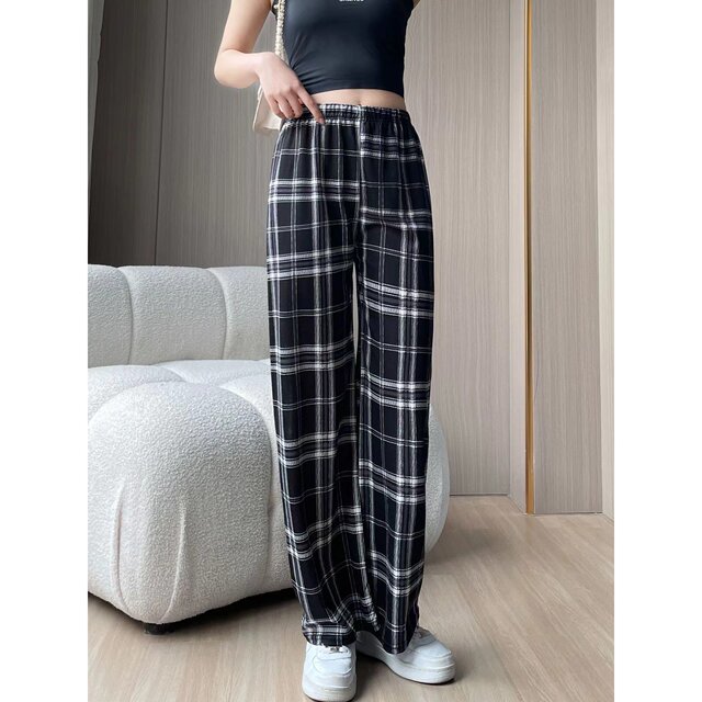 ໂສ້ງຂາສັ້ນ plaid ຊື່ຂອງຜູ້ຜະລິດ