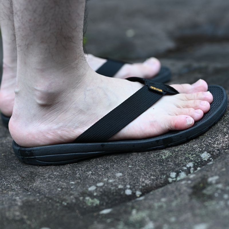 进口正品越南人字拖男士2024橡胶防滑耐磨沙滩鞋夏季外穿广东拖鞋 - 图0