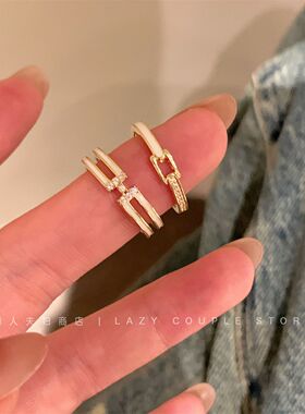 时尚秋冬字母H滴釉素圈戒指女