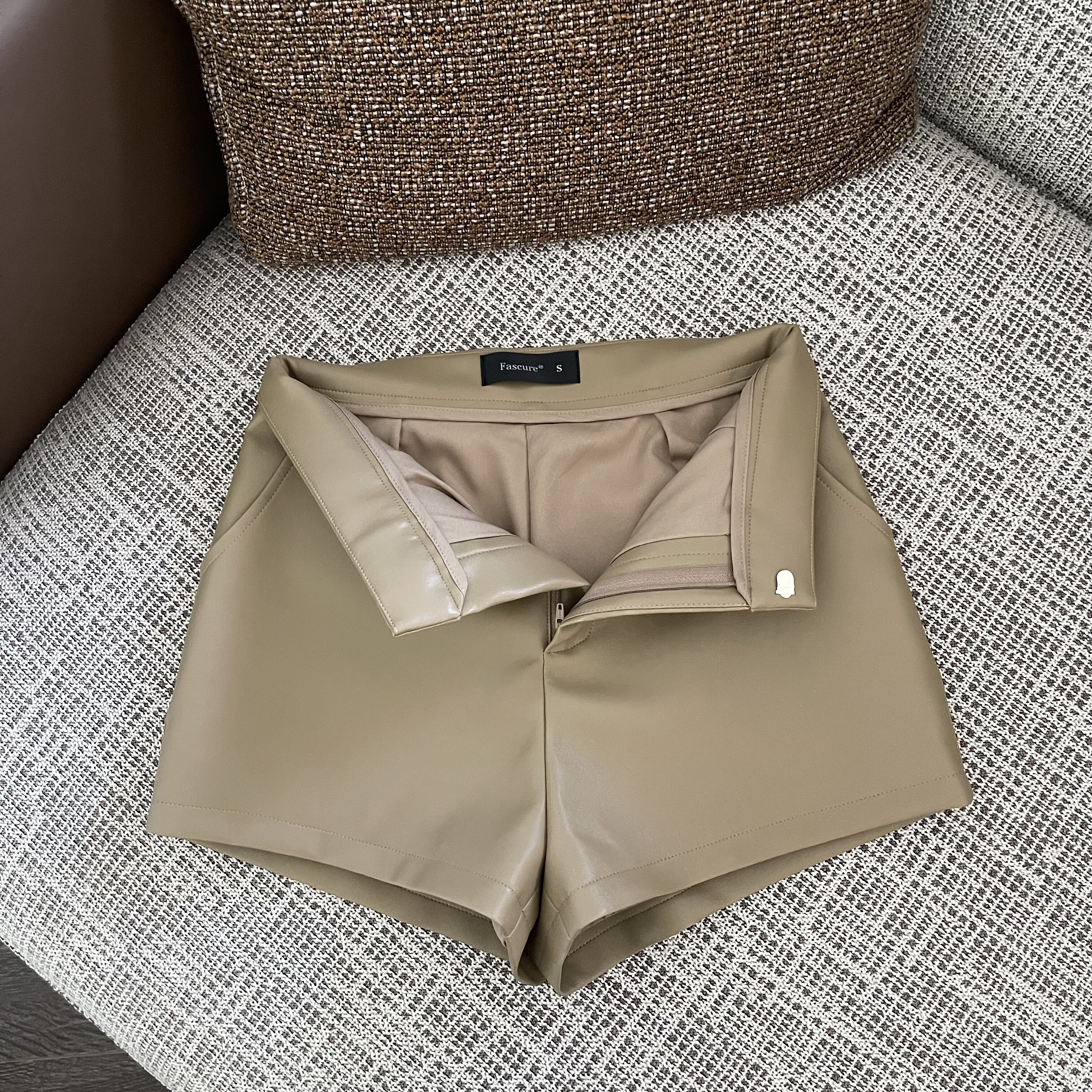 FASC自制老钱风卡其色皮短裤女休闲阔腿裤秋冬高腰显瘦外穿靴裤子,淘宝优惠券,粉丝福利购,淘宝优惠卷