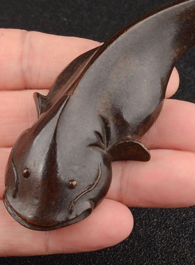 古玩铜器大号鲶鱼年年有余茶宠桌面趣味摆件文房镇纸文镇装饰摆件