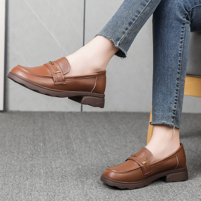 前掌加宽大码女鞋41到43真皮英伦风小皮鞋2026新款厚底乐福鞋单鞋,淘宝优惠券,粉丝福利购,淘宝优惠卷