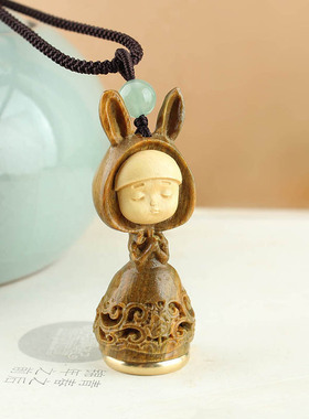可爱梦境兔许愿女孩镂空香囊吊坠绿檀木项链毛衣链女民族风配饰品
