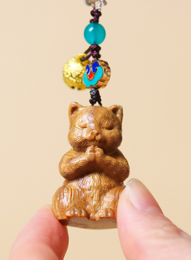 绿檀木祈拜猫咪项链吊坠