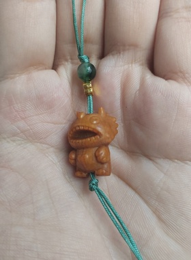 檀香木雕丑萌三角龙小怪兽diy手