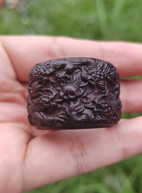 沉香木作九龙扳指生肖龙男士大戒