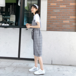 时尚格子港味吊带短裤套装