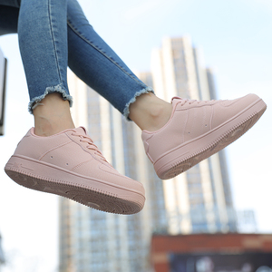 361度樱花粉运动鞋