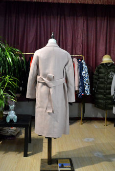 Plus M wool coat ຂອງແມ່ຍິງຜະສົມຜະສານສອງດ້ານ woolen lapel ສາຍແອວງ່າຍດາຍແລະ elegant ຂະຫນາດໃຫຍ່ເຄື່ອງນຸ່ງຫົ່ມຂົນສັດລະດູຫນາວແມ່ຍິງວ່າງ.