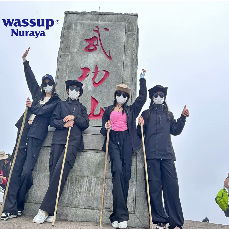 WASSUP秋冬潮牌冲锋衣女三合一可拆卸两件套防水户外登山服外套男