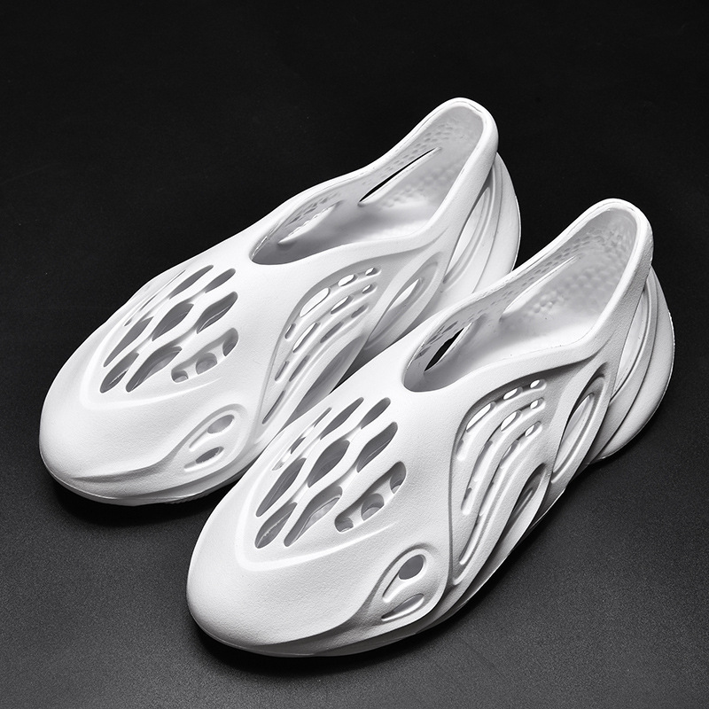 大码椰子洞洞鞋男款夏季防滑防臭耐磨男士镂空凉拖沙滩踩屎感凉鞋 - 图0