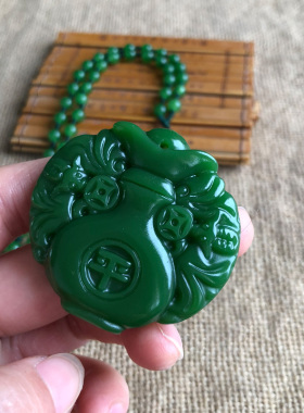 保玉瓶玉佩项链帝王绿双福护主车挂男女吊坠外蒙料玉石情侣挂件