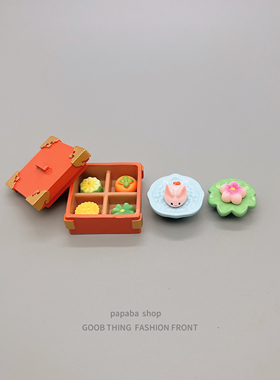 来一盒中式糕点治愈桌面小摆件