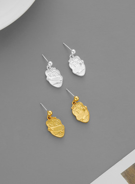 原创新款情人节款项链小众个性感时尚抱抱小人爱心耳钉锁骨链