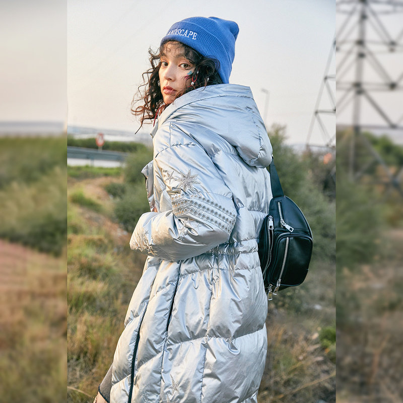 裂帛亮面女士2020刺绣连帽羽绒服 裂帛立天羽绒服