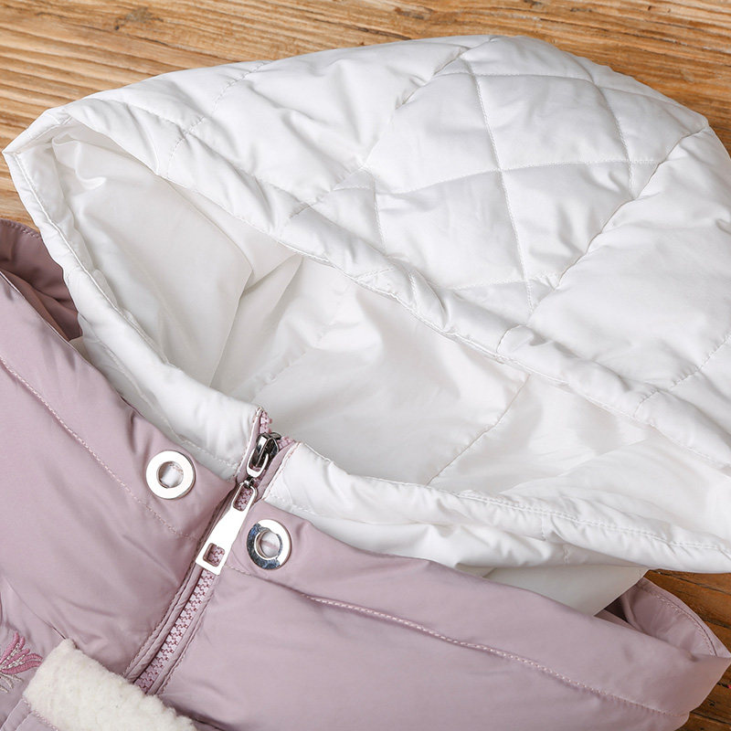 裂帛2020秋季新款时尚绣花连帽马甲 裂帛立天羽绒服