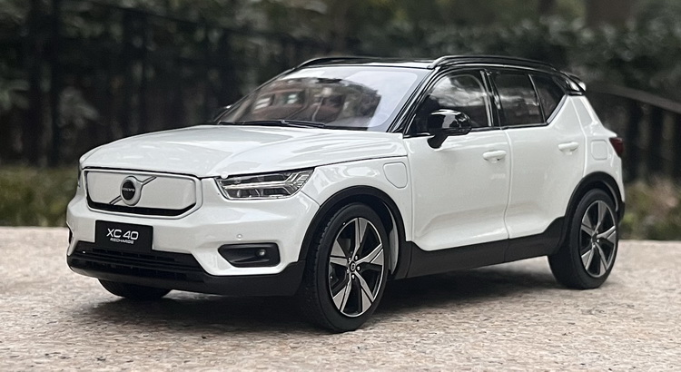 原厂 沃尔沃 1:18 VOLVO 全新 沃尔沃 XC40 摆件 合金汽车模型 - 图0