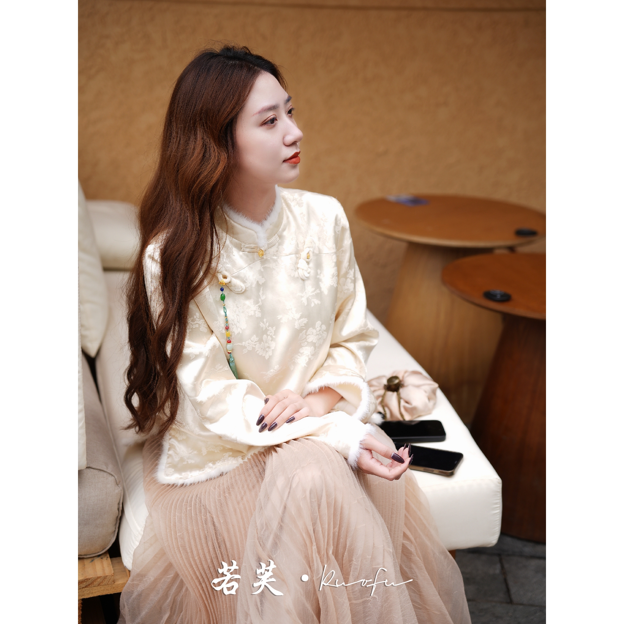 若芙｜现货【春和景明】秋冬新款新中式水貂毛拼接精致老钱风上衣 - 图2