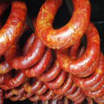 Xinjiang Kazakhs delicatessen smoked horse intestines to the home