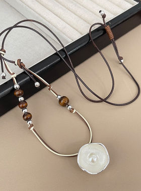 美拉德花朵项链女2025新款日常