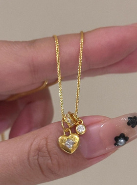 v金材质不掉色中古金色拉丝爱心锁镶钻项链吊坠精致锁骨链
