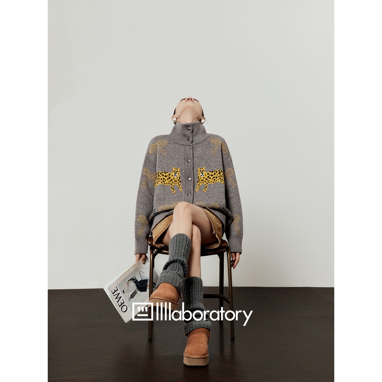 「周里物出品」黑色开衫女2025新款双豹提花立领宽松针织外套上衣,淘宝优惠券,粉丝福利购,淘宝优惠卷