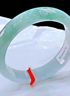 缅甸天然玉镯淡绿浅绿翡翠色女款玉手镯冰种阳绿通透镯子送礼