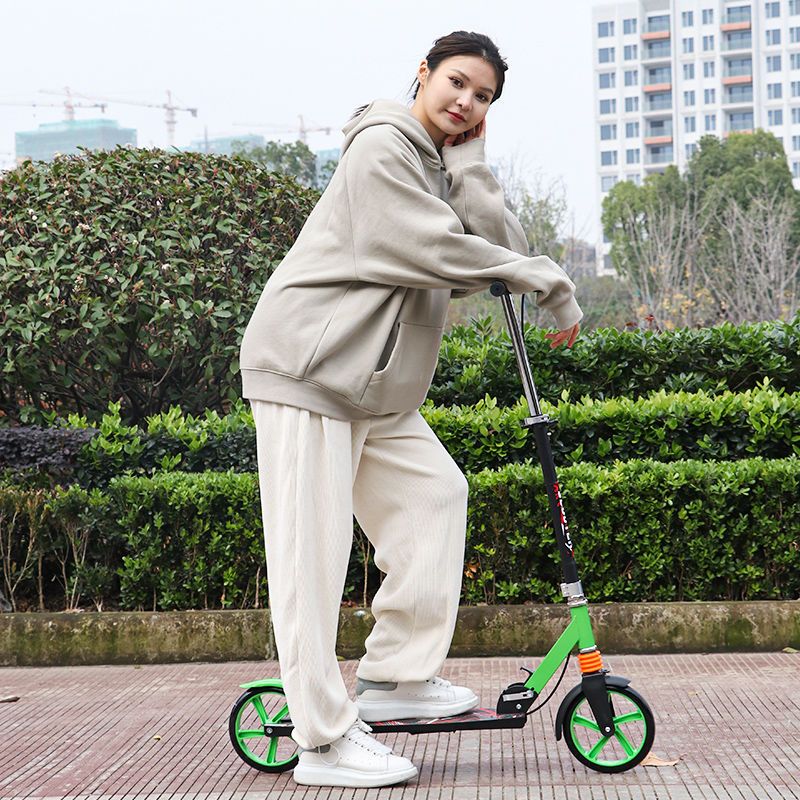 代步车大学生校园二轮成人滑板车青少年上班族出行代步大轮滑板车 - 图0