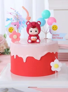 创意卡通可爱草莓熊公仔手办摆件