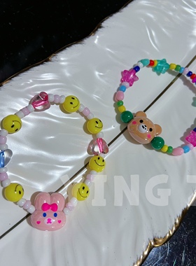 夏季网红爆款可爱小兔子串珠女生