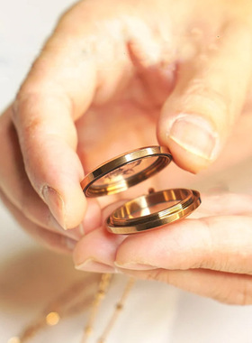 纪念爱宠定制项链情侣金色钛钢