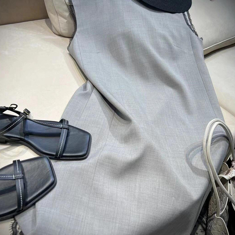 专柜撤回夏季新款韩版气质名媛高端精致显瘦减龄灰色无袖连衣裙女,淘宝优惠券,粉丝福利购,淘宝优惠卷